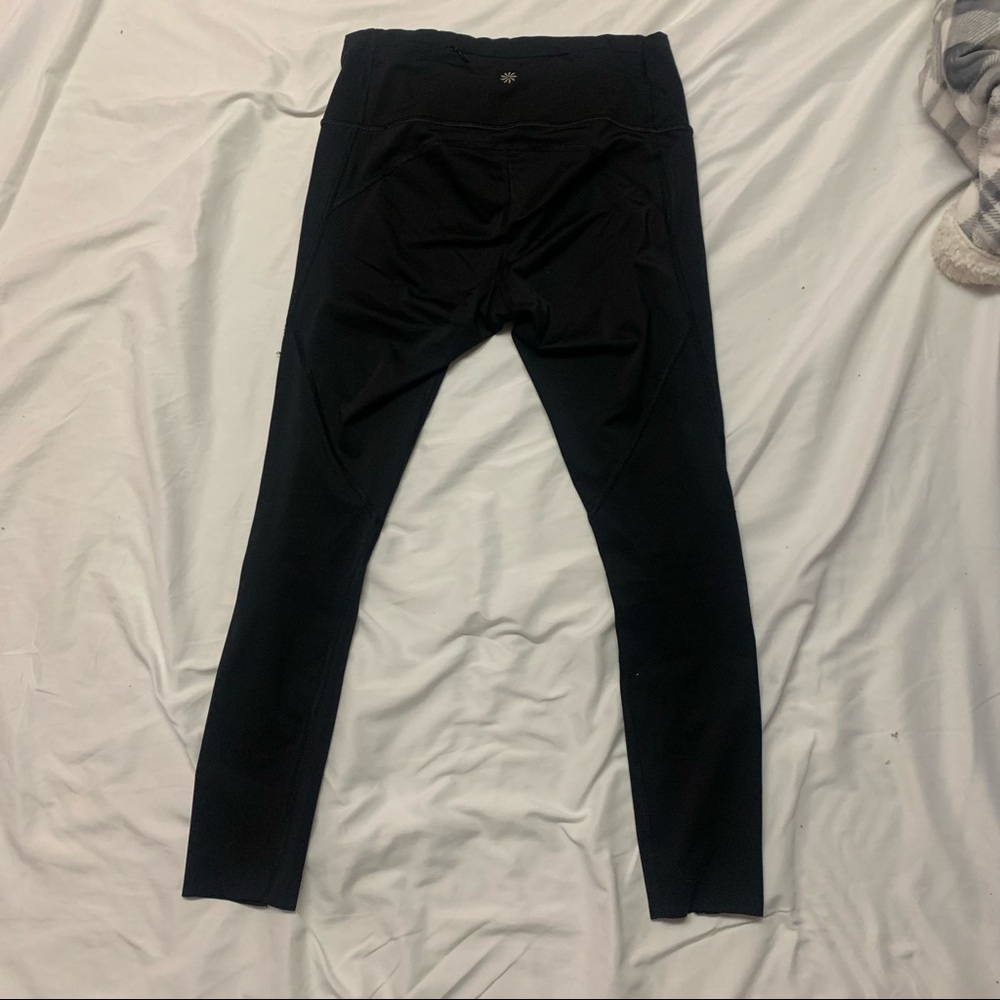 LAST CHANCE athleta challenge 7/8 tight - XS petite - Picture 3 of 8